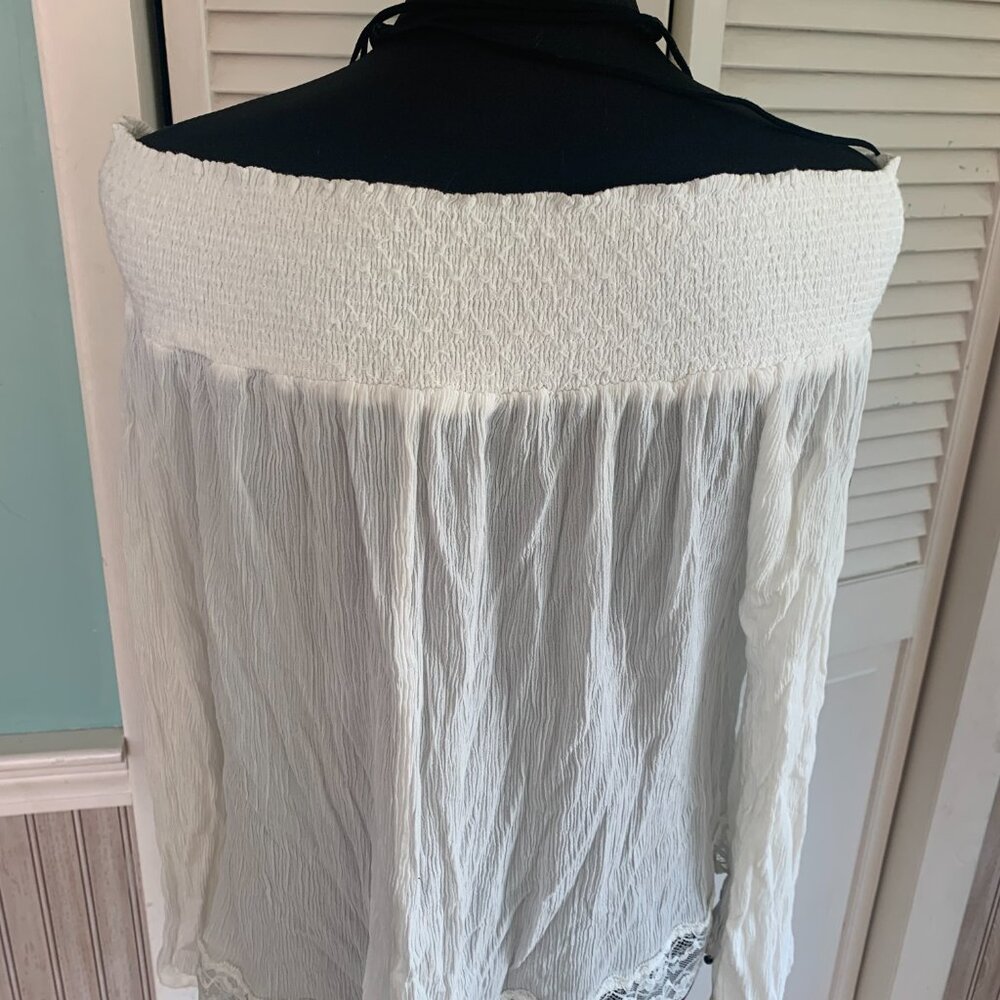 🍁Violeta By Mango Off the shoulder blouse  with lace trim size L - Picture 4 of 7